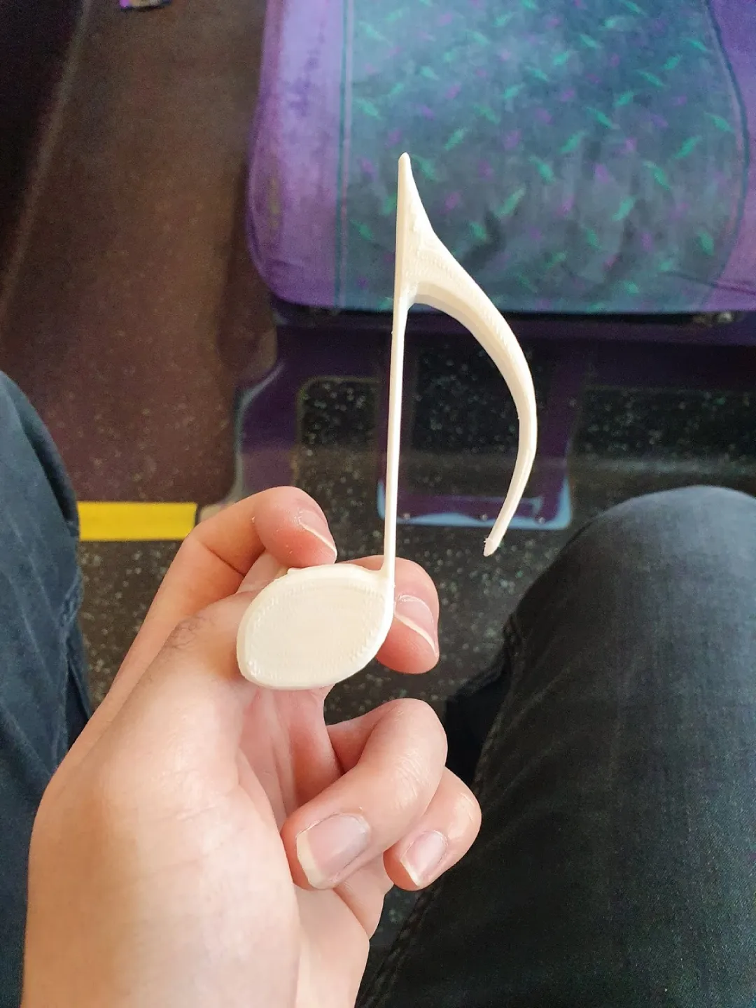 A physical musical note